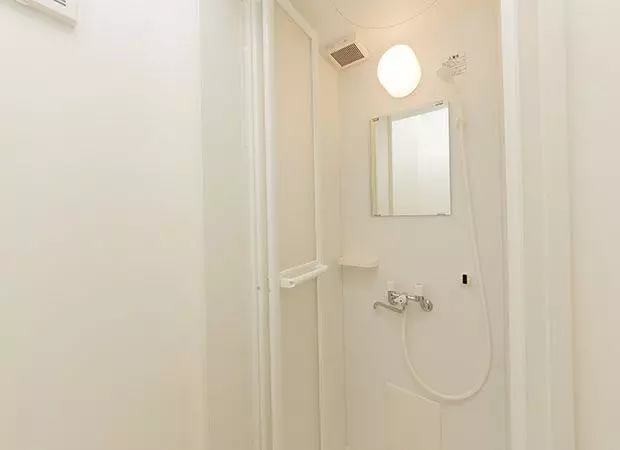 61_Gotokuji_Shower room