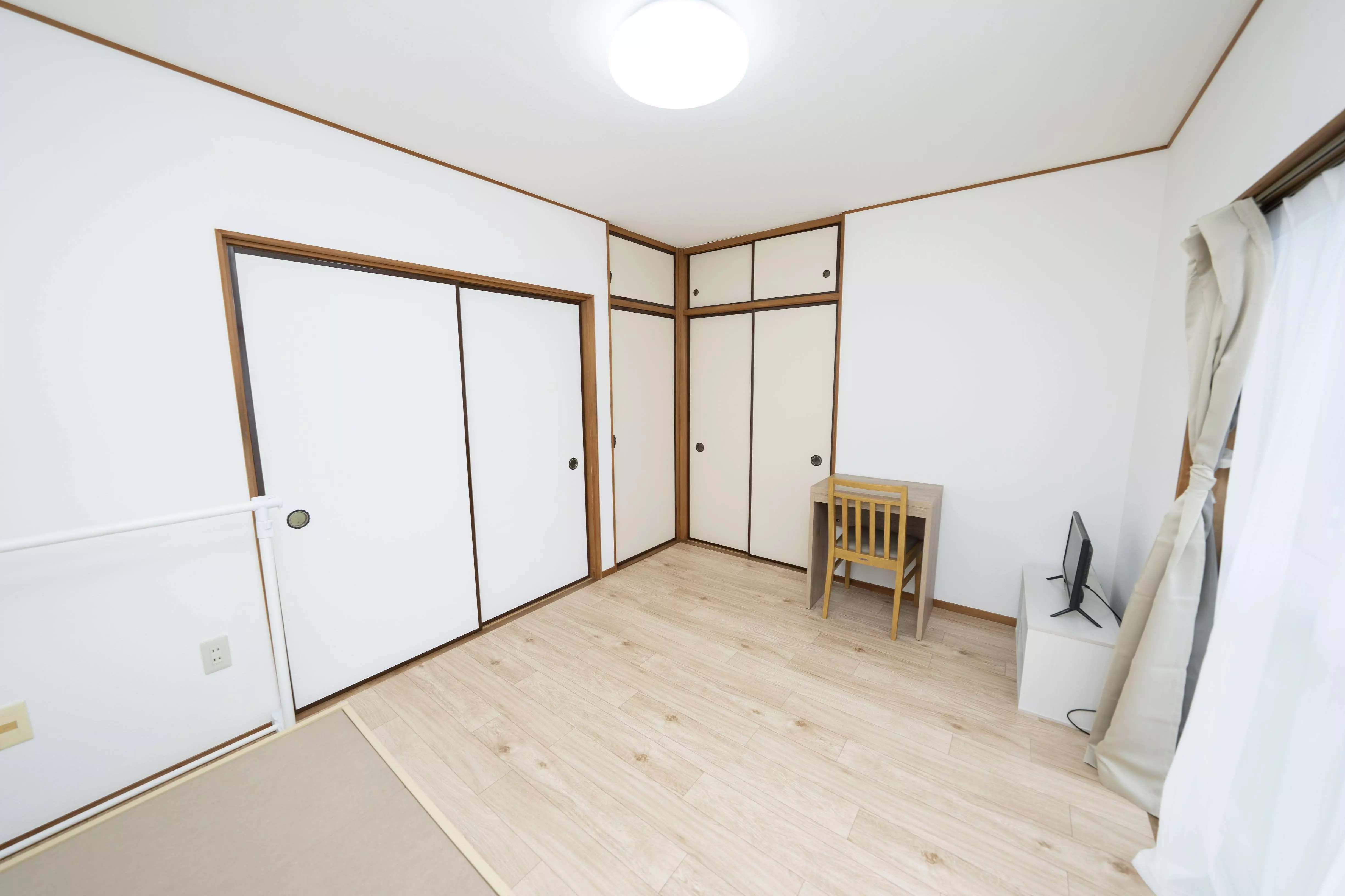 AP433 Alpha Palace 202 2