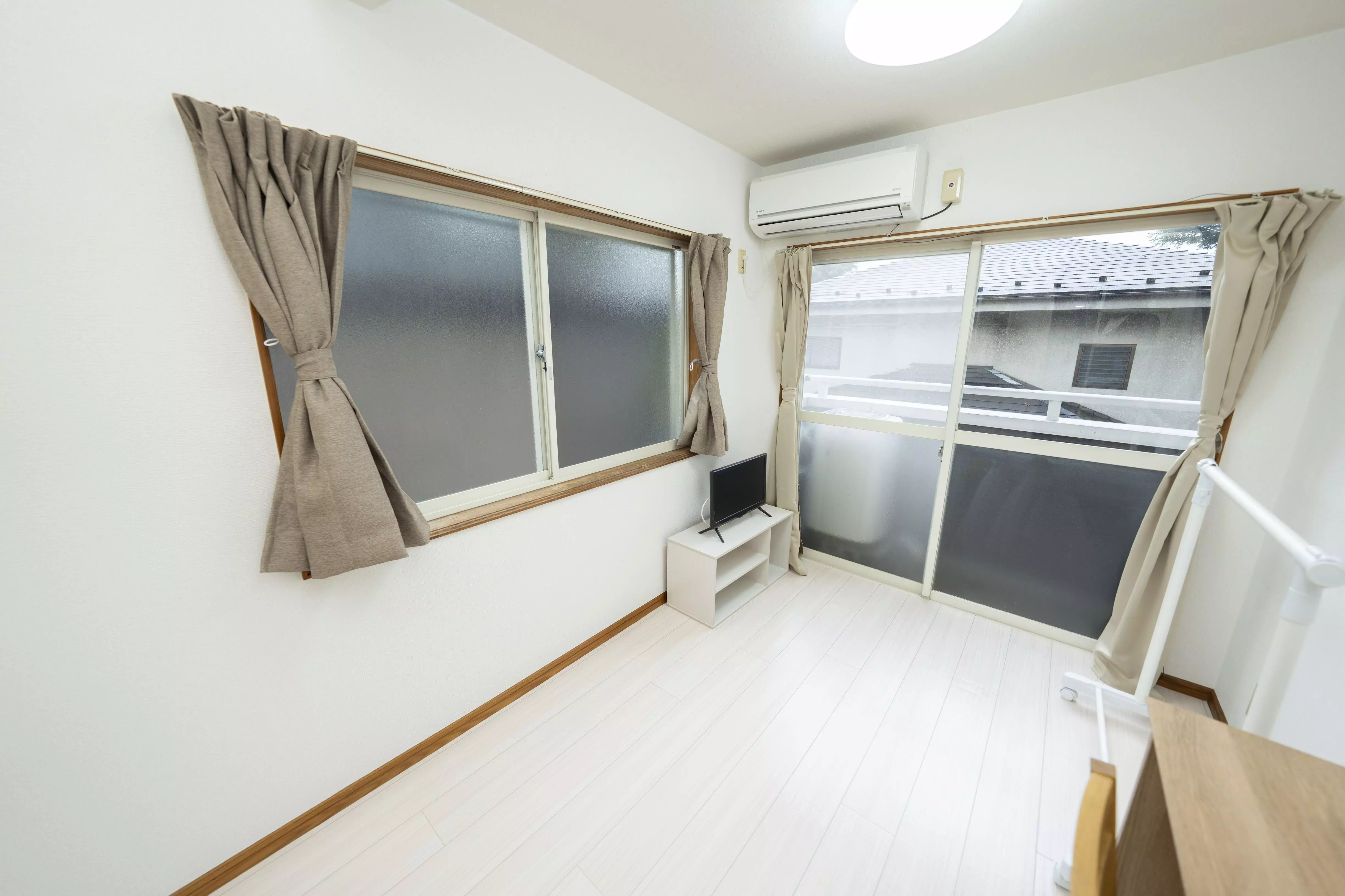 AP420 Wistaria House 203 4