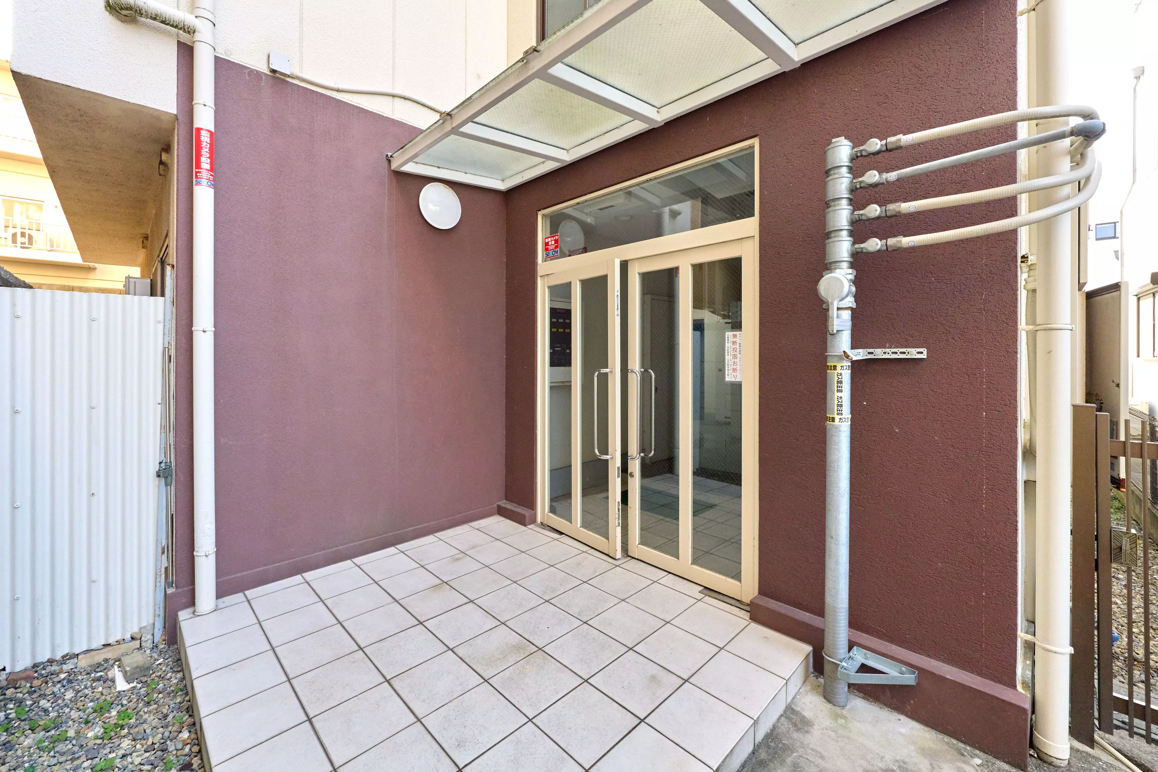 Room image 15
