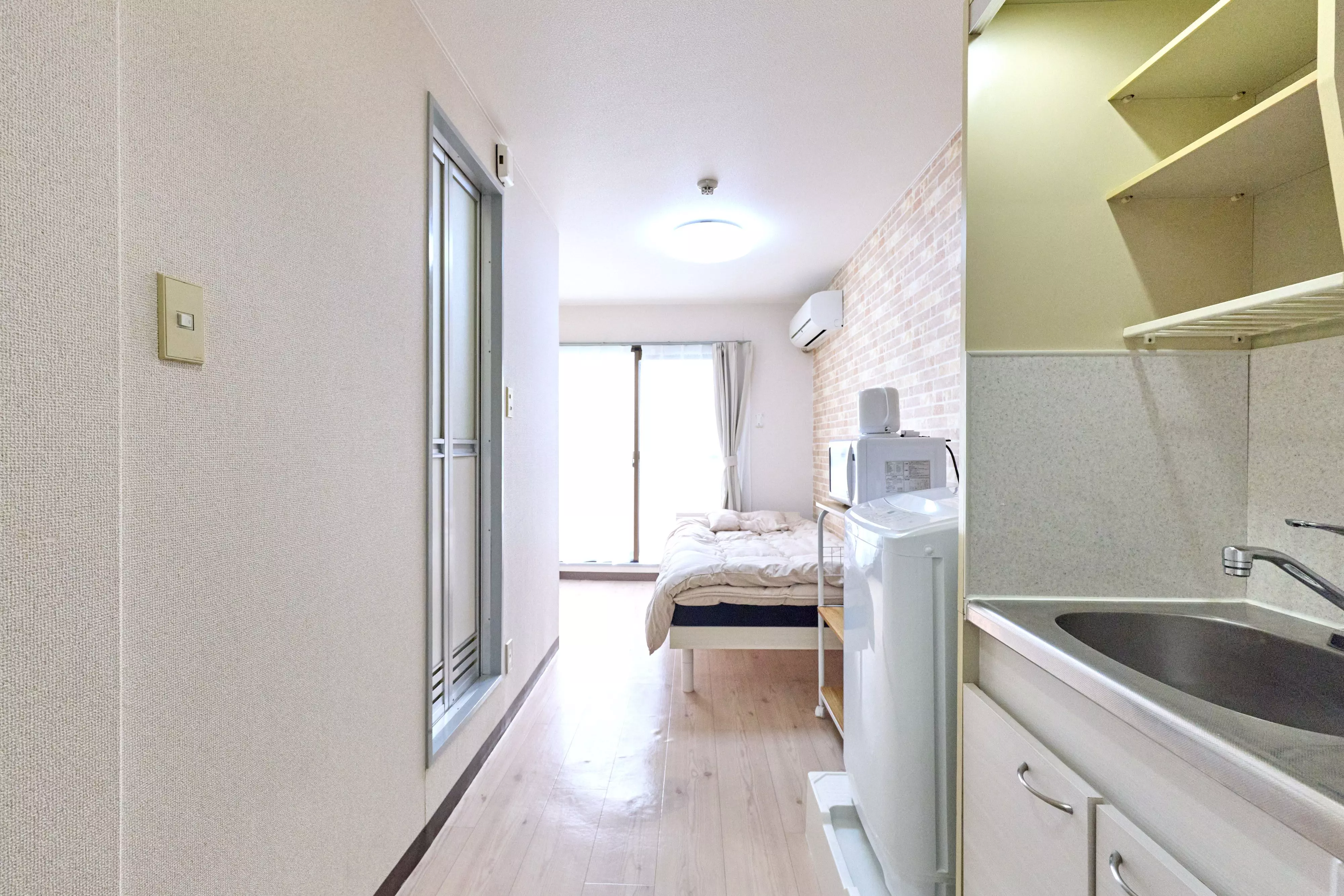 Room image 9